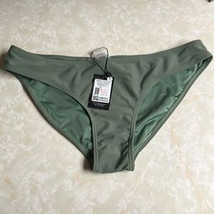 BNWT Green Bikini Swim Bottoms size Large